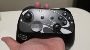EasySMX S10 Review: A Reasonably Priced Switch 2 Pro Controller Alternative, but Don’t Expect a Miracle