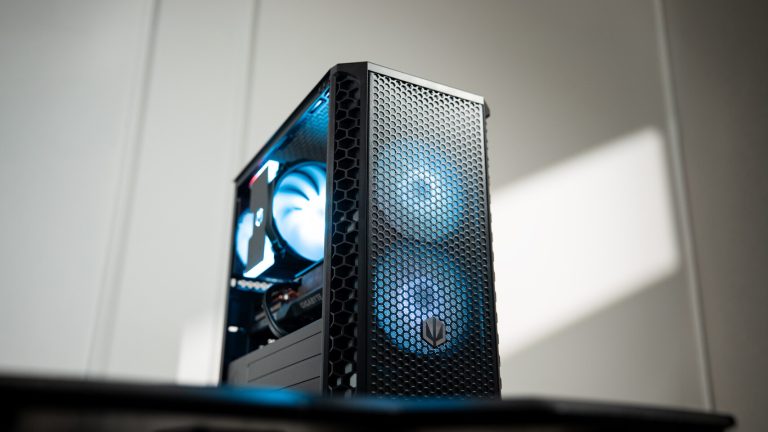 (PR) Endorfy Launches Signum M30 Compact Mini-Tower PC Case