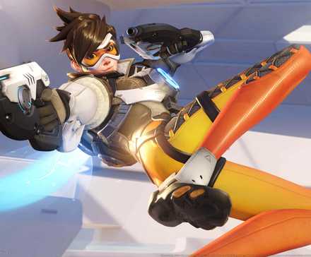 Tracer in Overwatch Key Art