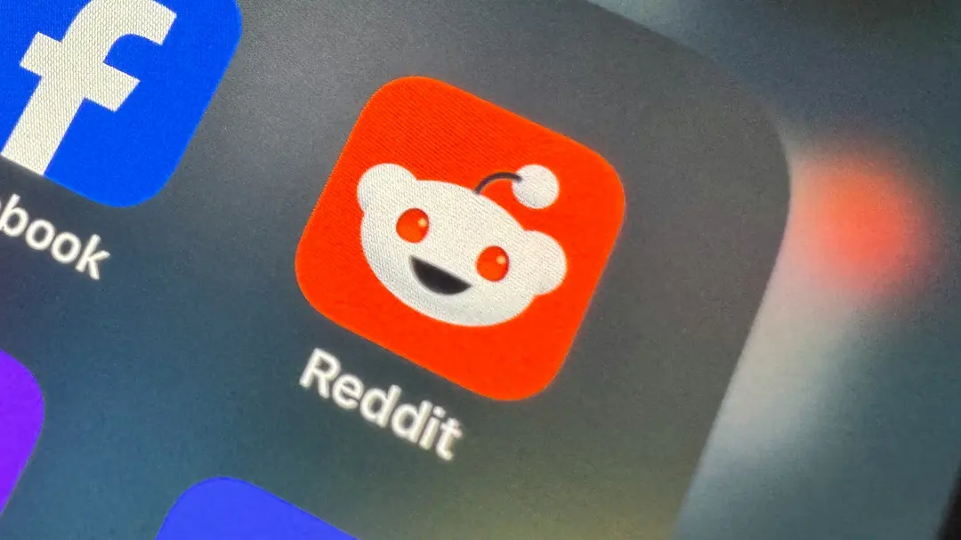 Reddit mods furious after site stops bots from auto-banning users who post in certain subreddits