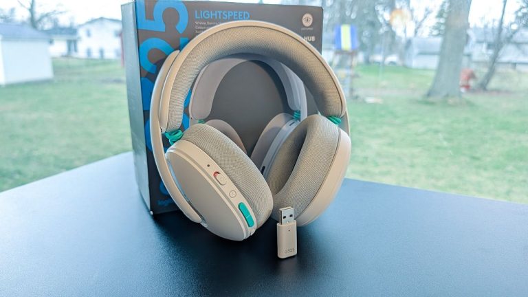 Logitech G325 Lightspeed Wireless Gaming Headset Review